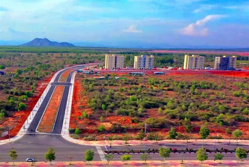 Đường vào sân bay Phan Thiết sắp khánh thành và giấc mơ cất cánh sau 10 năm chờ đợi